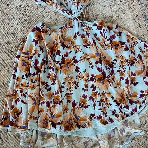 Alexia Admor Ali Cutout Halter Dress in Blue Floral Size 8 - Picture 4 of 10